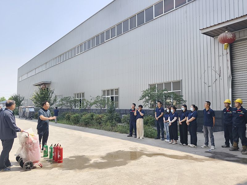 萬川環(huán)保集團夏季消防演練：筑牢安全防線，守護綠色家園